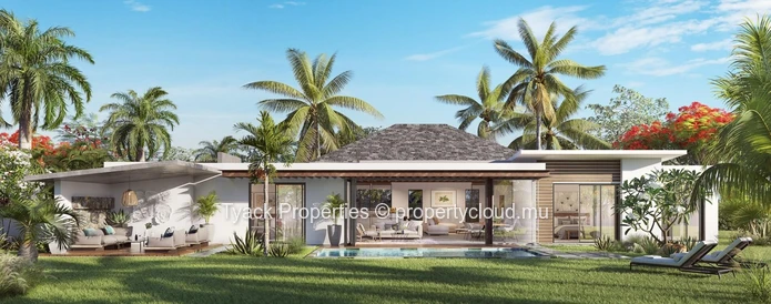 PDS Villa for Sale in Balaclava – Luxury Living by the Sea