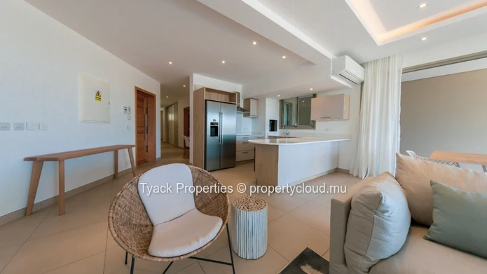 G+2 Apartment for Sale – Exclusive Waterfront Living on the West Coast