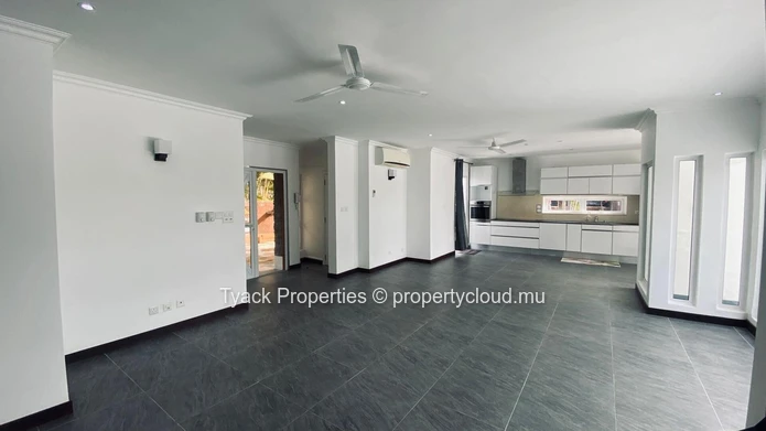 Elegant 3-Bedroom RES Villa  – Pointe aux Piments