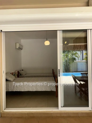 Villa RES de Charme à Vendre à Pointe aux Piments – 3 Chambres avec Piscine