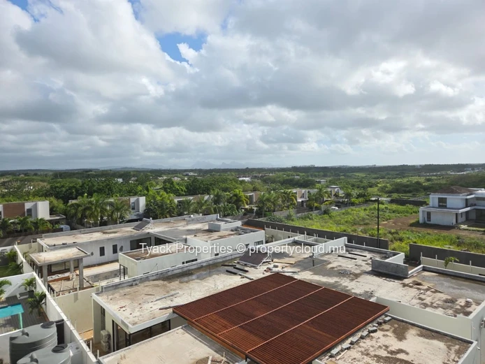Penthouse Moderne avec Terrasse sur le Toit et Piscine – Pereybere
