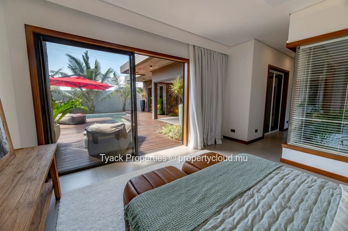Villa Élégante de 3 Chambres avec Jardin Privé à Proximité de Grand Baie