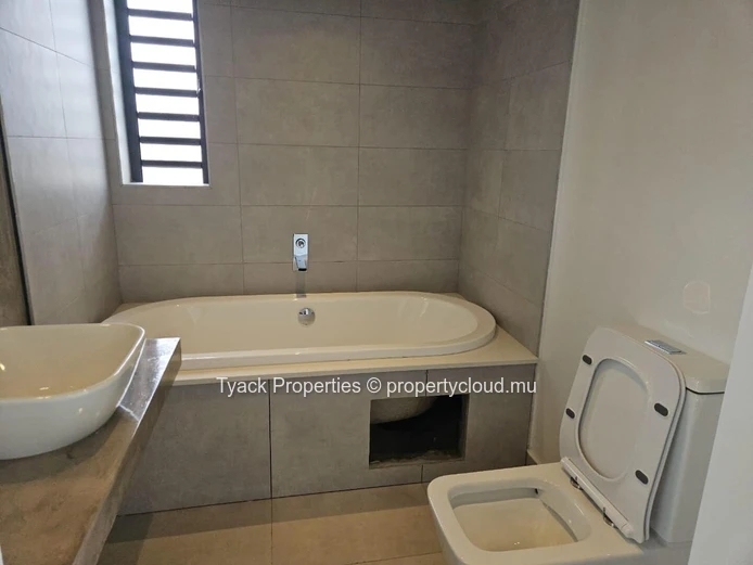Modern 3-Bedroom Villa with Pool in Grand Baie