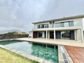 4 Bedroom Villa