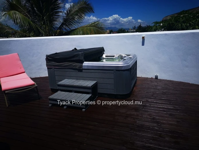 Villa Spacieuse 3 Chambres avec Piscine Privée – Côte Nord
