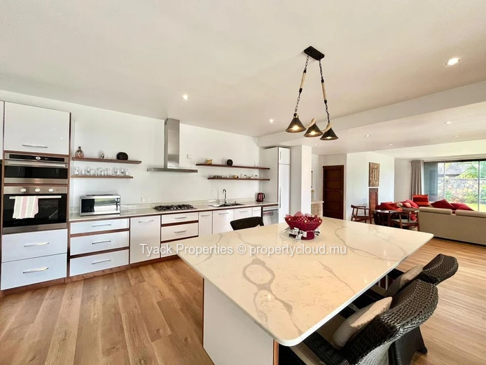 Elegant 4-Bedroom Villa with Sea Views in Vieux Grand Port