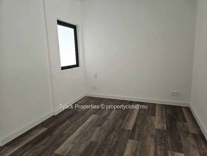 Villa 3 Chambres avec Jardin Privé & Accès Piscine – Pointe aux Canonniers