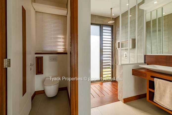 Villa Élégante de 3 Chambres avec Jardin Privé à Proximité de Grand Baie