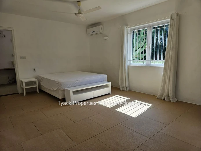 Exclusive 4-Bedroom Villa in Foret Daruty, Petit Raffray for Sale