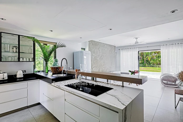 Élégante Villa de 3 Chambres avec Vue sur Golf, Île Maurice