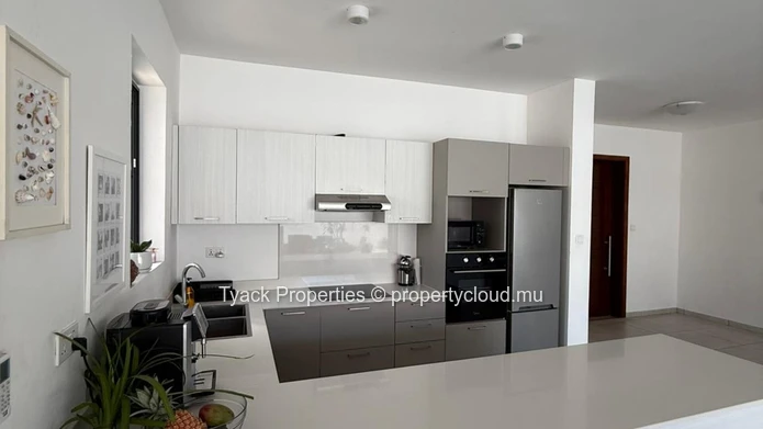 Fully Furnished 3-Bedroom Villa with Pool in a Private Gated Estate – Grand Baie Region