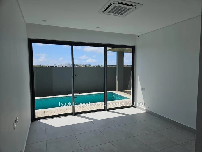 Modern 3-Bedroom Villa with Pool in Grand Baie