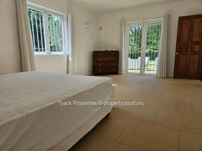 Exclusive 4-Bedroom Villa in Foret Daruty, Petit Raffray for Sale