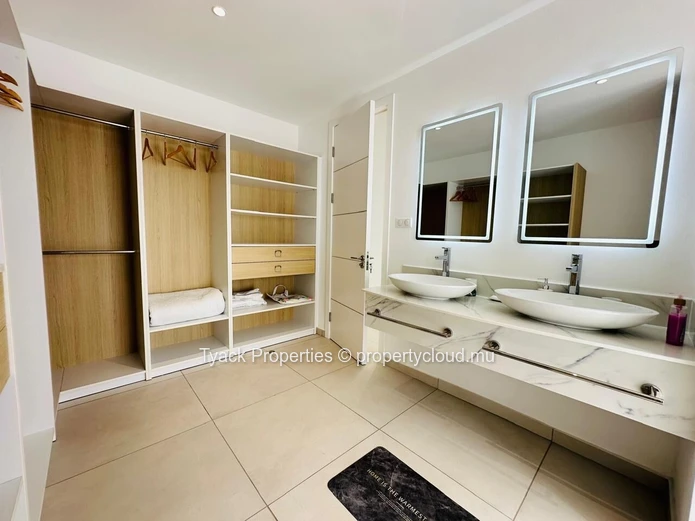 Luxury 3-Ensuite Bedroom PDS Villa with Private Pool for Sale in Grand Baie