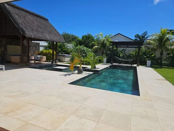 5 Bedroom Villa