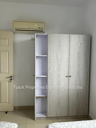 Duplex Moderne avec Jacuzzi à Vendre – 3 Chambres à Pointe aux Piments