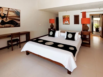 4 Bedroom Villa