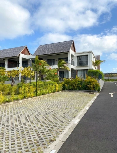 Appartement 3 chambres à Grand Baie avec piscine au cœur d une résidence recherchée