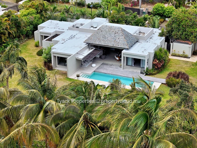 Élégante Villa de 3 Chambres avec Vue sur Golf, Île Maurice