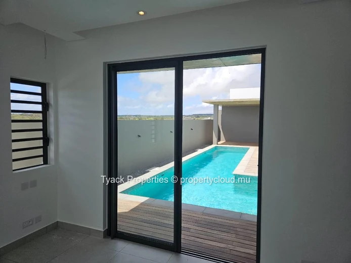 Modern 3-Bedroom Villa with Pool in Grand Baie
