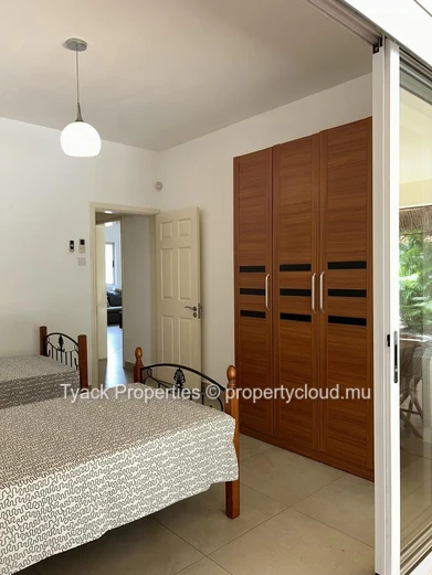 Villa RES de Charme à Vendre à Pointe aux Piments – 3 Chambres avec Piscine