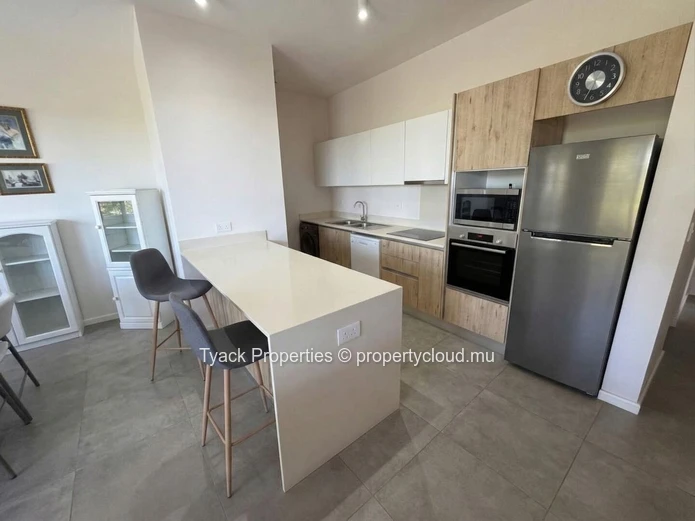 Appartement 3 chambres à Grand Baie avec piscine au cœur d une résidence recherchée