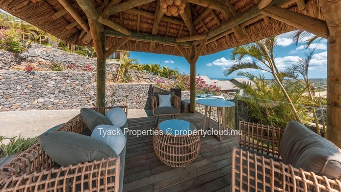 Villa de luxe de 4 chambres à vendre à Tamarin – Régime RES