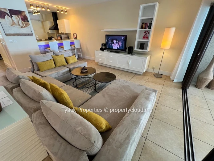 Penthouse en Bord de Mer à Vendre à Pointe aux Biches