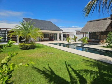5 Bedroom Villa