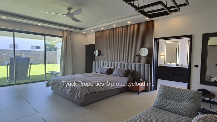 Villa Moderne 3 Chambres à Vendre Proche de La Croisette