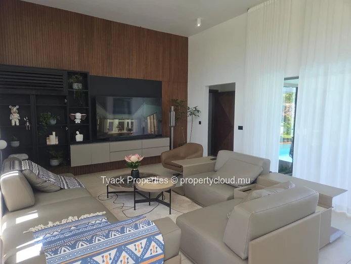 Luxury 3-Bedroom Ensuite PDS Villas for Sale in Pointe aux Piments – Private Pool & Smart Living