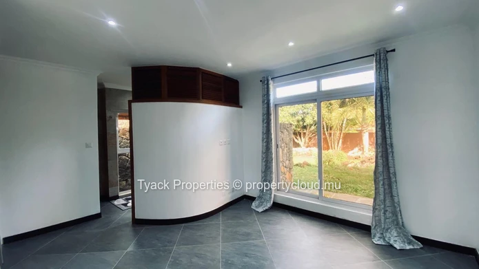 Elegant 3-Bedroom RES Villa  – Pointe aux Piments