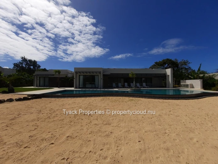 For Rent – Villa Preuneuse, Anahita